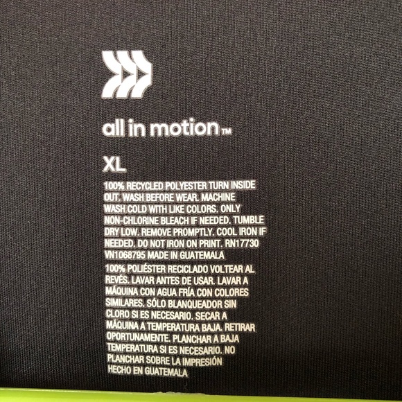 All In Motion Basketball Short Sleeve Shirt Boy’s XL - Picture 3 of 3